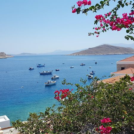 Atlantis Houses Chalki Town Extérieur photo