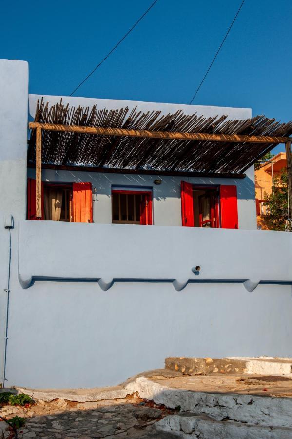 Atlantis Houses Chalki Town Extérieur photo
