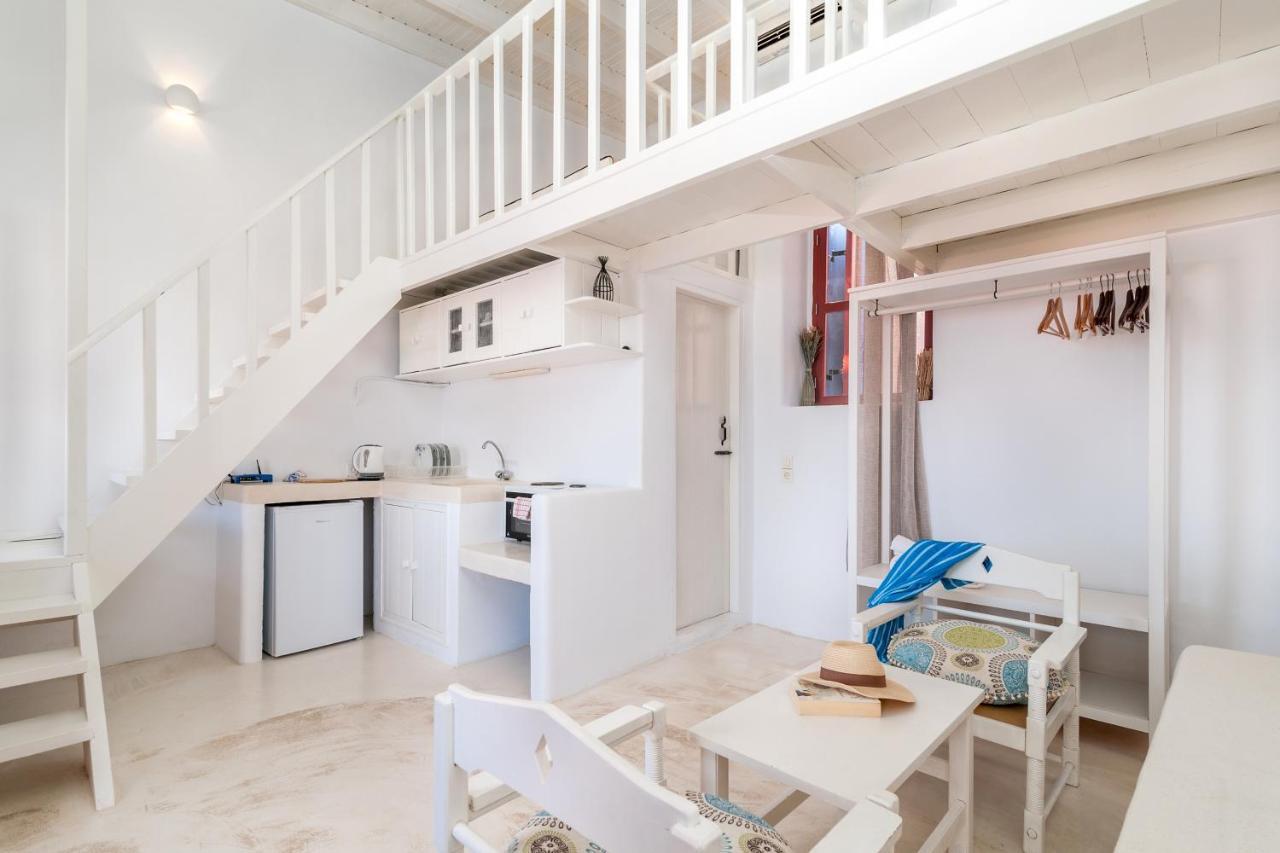 Atlantis Houses Chalki Town Extérieur photo