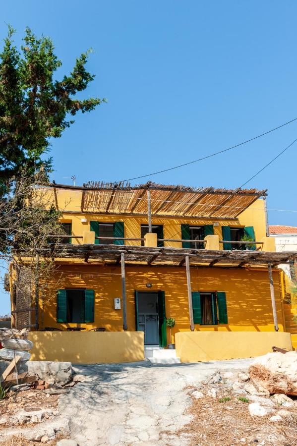 Atlantis Houses Chalki Town Extérieur photo