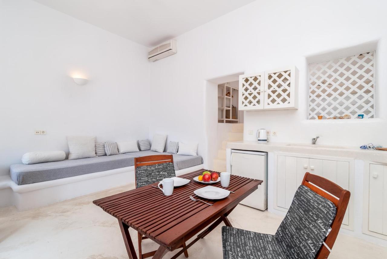 Atlantis Houses Chalki Town Extérieur photo