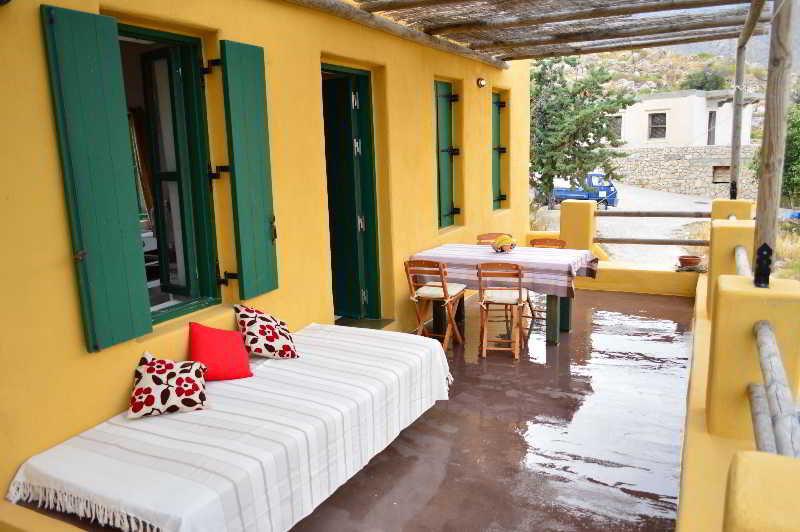 Atlantis Houses Chalki Town Extérieur photo