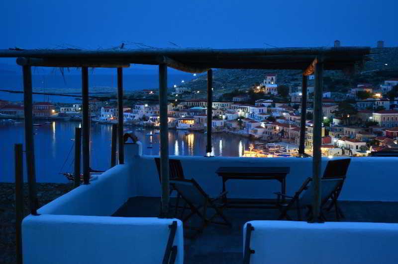 Atlantis Houses Chalki Town Extérieur photo